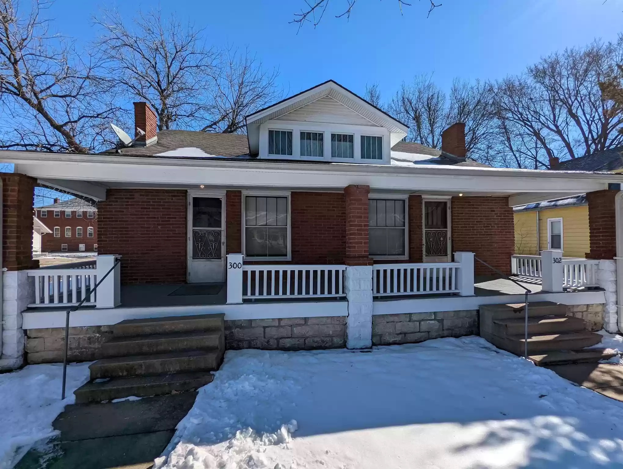 302 South Green Street - 1